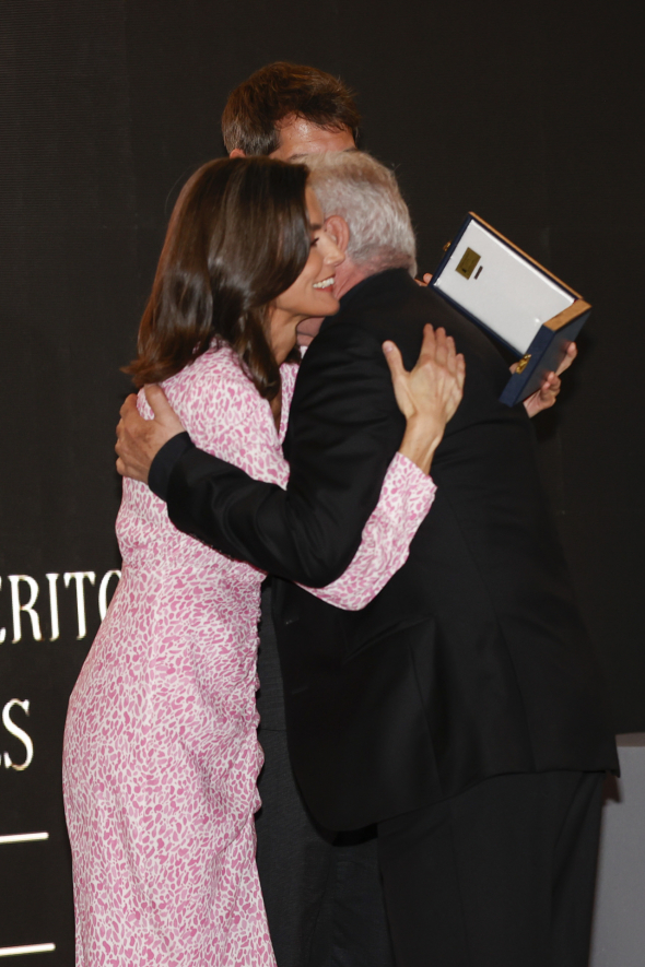 El Momento Fan De La Reina Letizia Con V Ctor Manuel