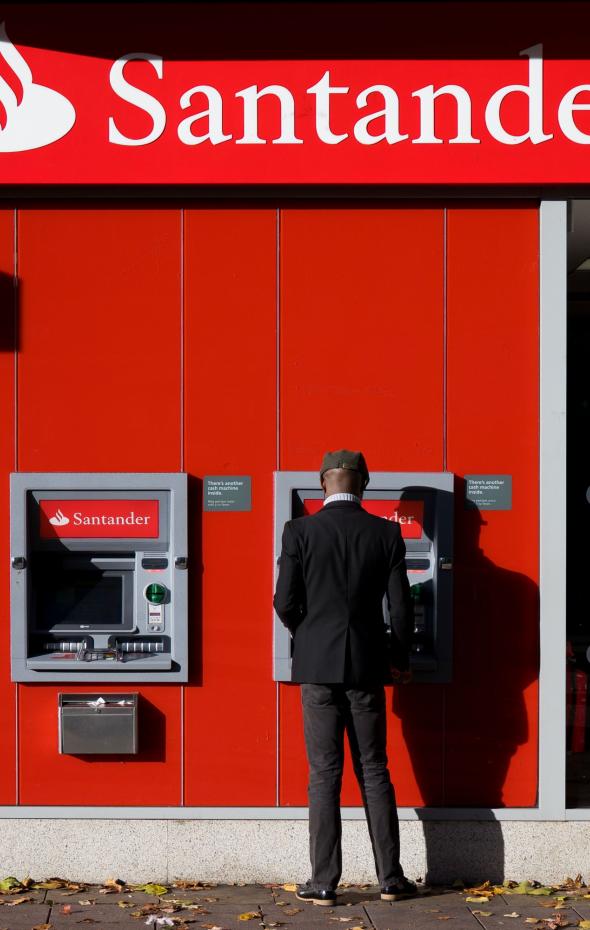 El Banco Santander Regala 400 Hasta El 31 De Diciembre A Los Clientes