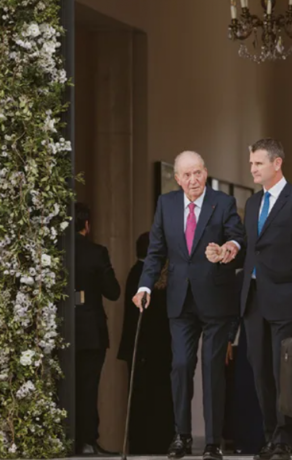 La Imagen Del Rey Juan Carlos En La Boda De Hussein De Jordania Como