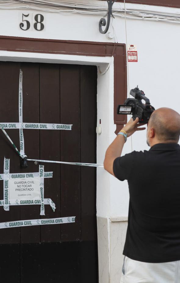 Hallan los cadáveres de un hombre y una mujer en una vivienda de Osuna