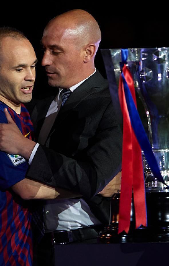 Andrés Iniesta habla por primera vez sobre el caso Rubiales y es más