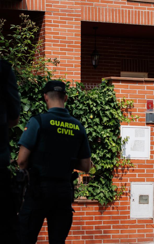 La Guardia Civil Alerta De Una Estafa En La Que Se Hacen Pasar Por La