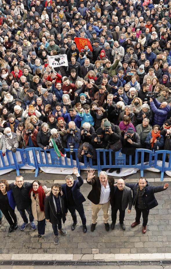 Relato de una moción de censura Ibarrola se mete en un fregao y los