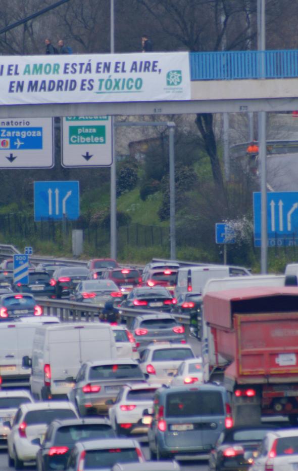 Ecologistas En Acci N Celebra San Valent N Con Una Pancarta Contra La