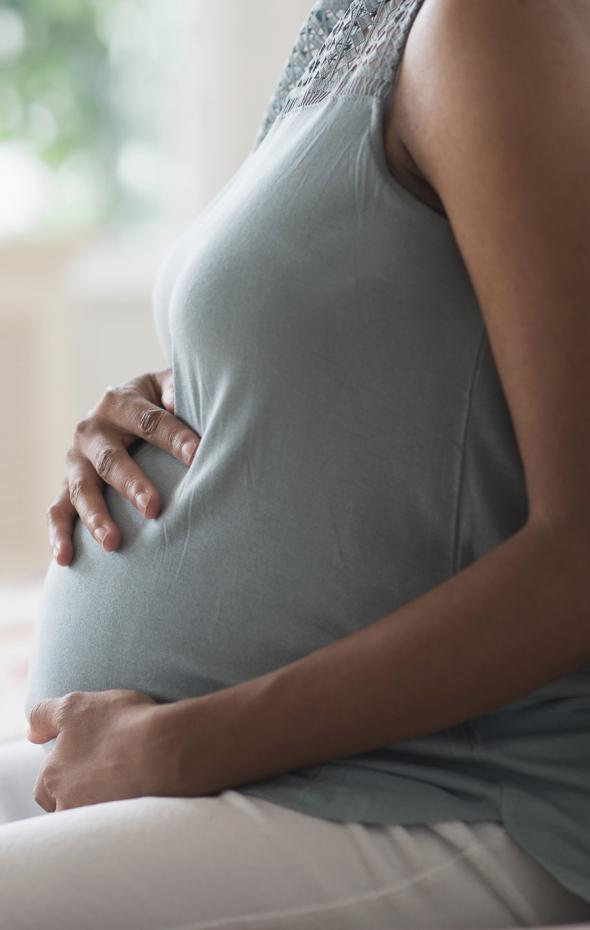 Una Mujer De A Os Va Al Hospital Y Descubre Que Est Embarazada De