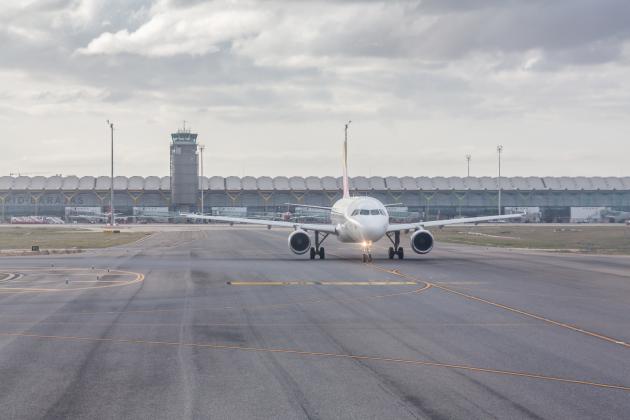 Un Dron Irrumpe En El Espacio A Reo De Barajas Y Provoca Retrasos En