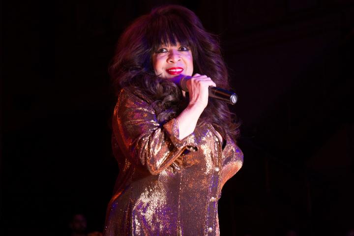 Muere Ronnie Spector Cantante Y Fundadora Del Grupo The Ronettes A