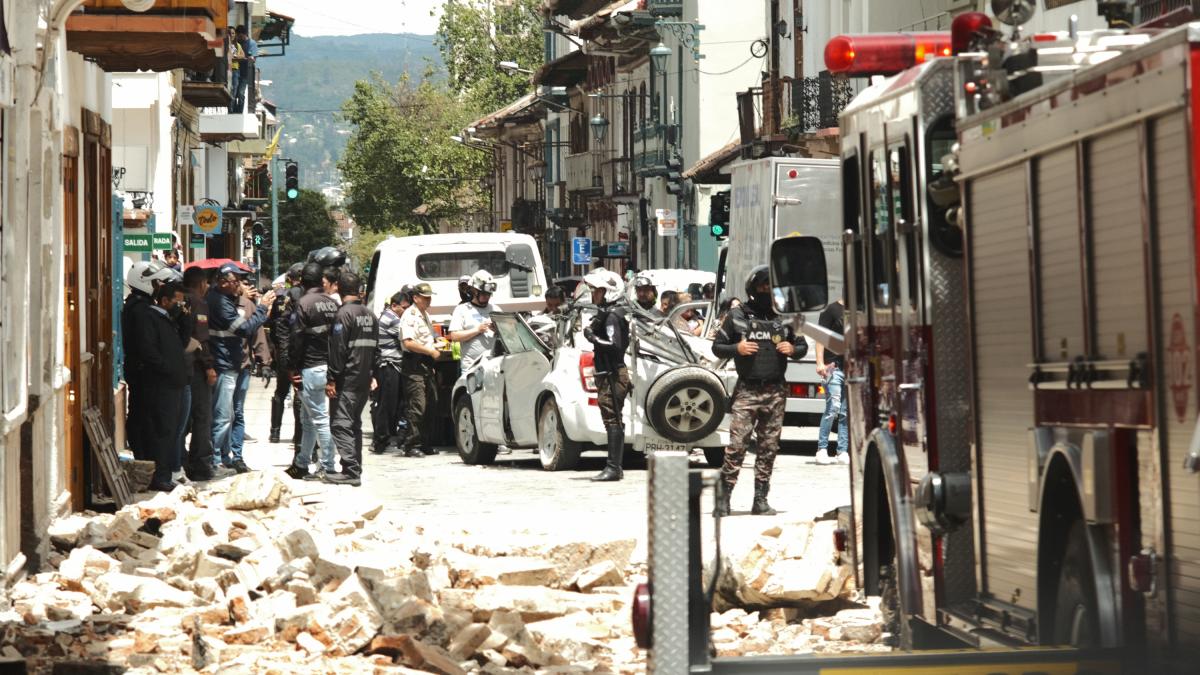 Al Menos Fallecidos Y M S De Heridos Por Un Terremoto En Ecuador