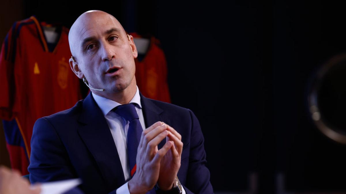 Lo que transmitió Rubiales en su dimisión según un experto en