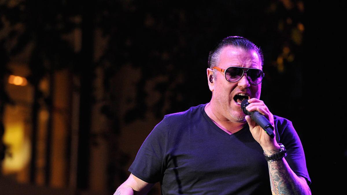 Muere Steve Harwell cantante de Smash Mouth a los 56 años