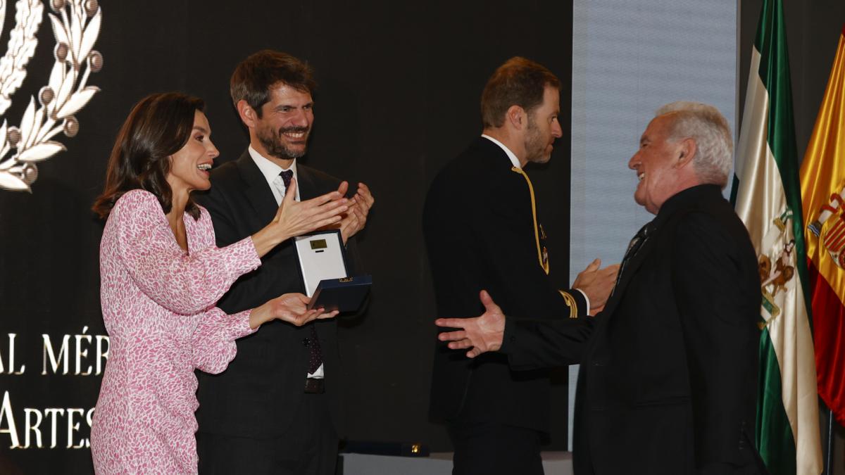 El Momento Fan De La Reina Letizia Con V Ctor Manuel