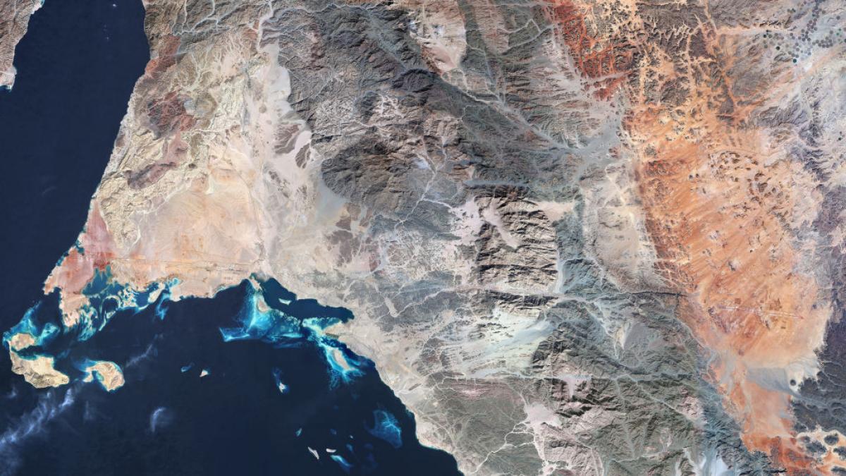 Nuevas imágenes muestra el avance de la ciudad imposible de Arabia Saudí