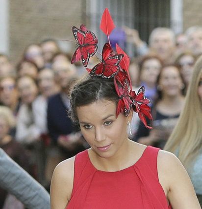 Fotos de la boda de Eva González y Cayetano Rivera los vestidos y