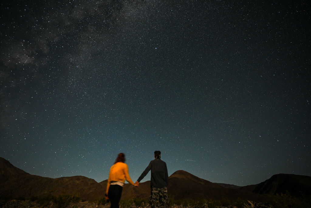 Conjunci N De La Luna Y Saturno A Qu Hora Y C Mo Ver Desde