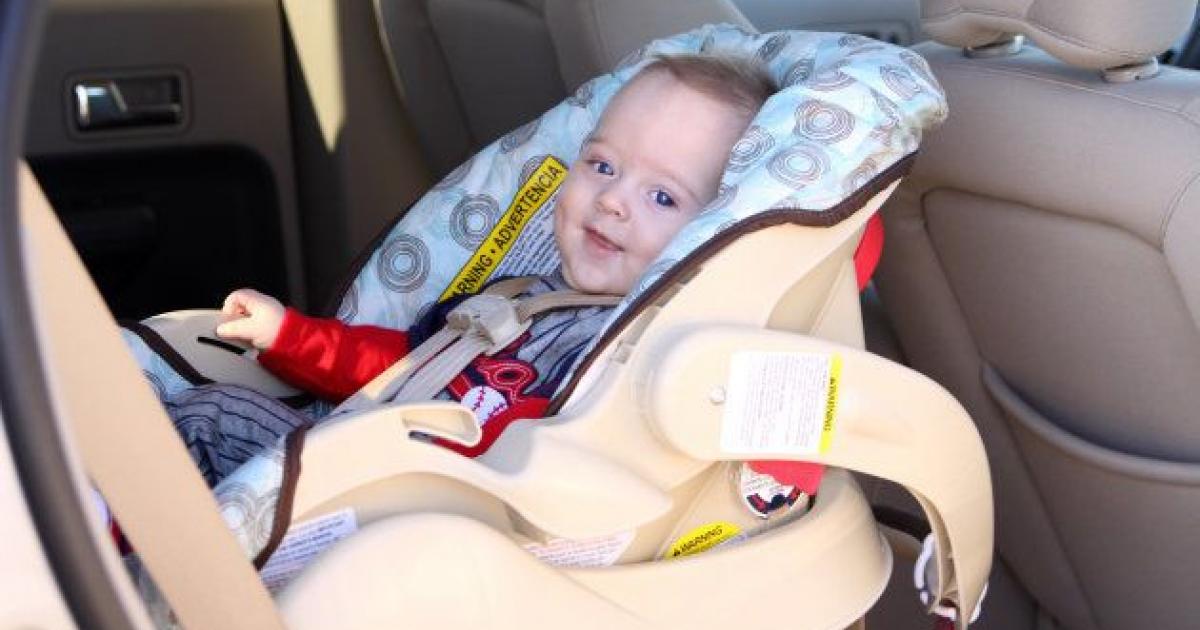 La OCU, contra los alzadores para niños en el coche: No garantizan una  protección suficiente en caso de impacto lateral
