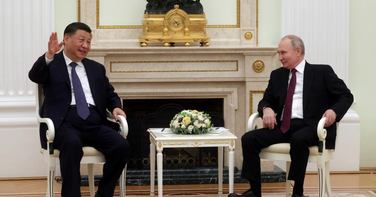 Vladimir Putin y Xi Jinping, reunidos ayer en el Kremlin de Moscú.