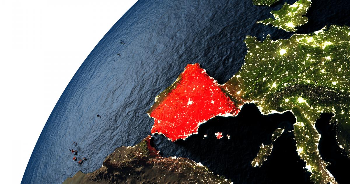 Ilustración 3D con el mapa del mundo con España iluminada.