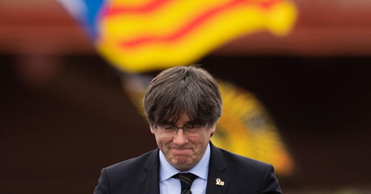 Carles Puigdemont, en una imagen de archivo delante de una estelada