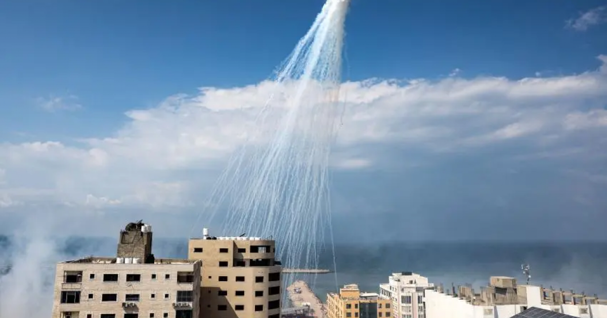 Imagen difundida por HRW en el que se ve el supuesto uso de fósforo blanco en Gaza