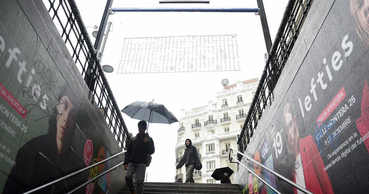 Imagen de la lluvia de este jueves en Madrid