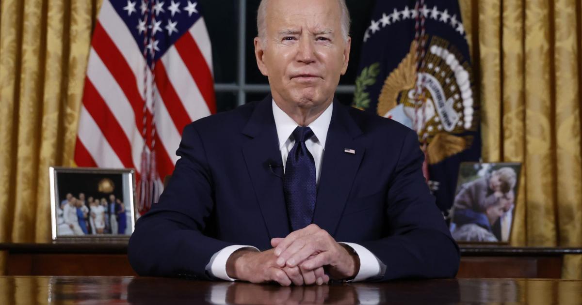 Joe Biden en el discurso emitido esta noche en el Despacho Oval de la Casa Blanca.