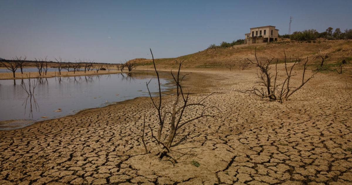 Un pantano de Córdoba, prácticamente seco, en una imagen de la primavera de 2023