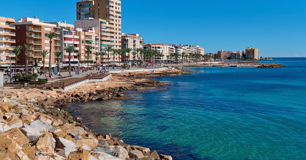 Vista de Torrevieja (Alicante) donde se ha vendido el primer premio de la Lotería Nacional de hoy jueves 25 de enero