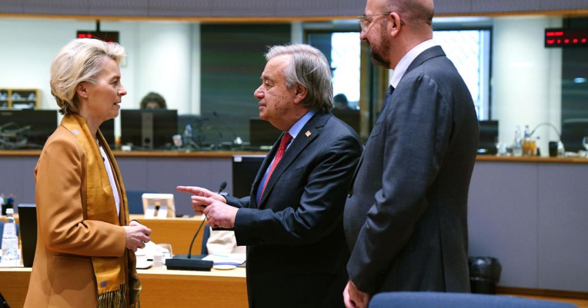 Ursula von der Leyen y Charles Michel, en una reunión de la UE con Antonio Guterres
