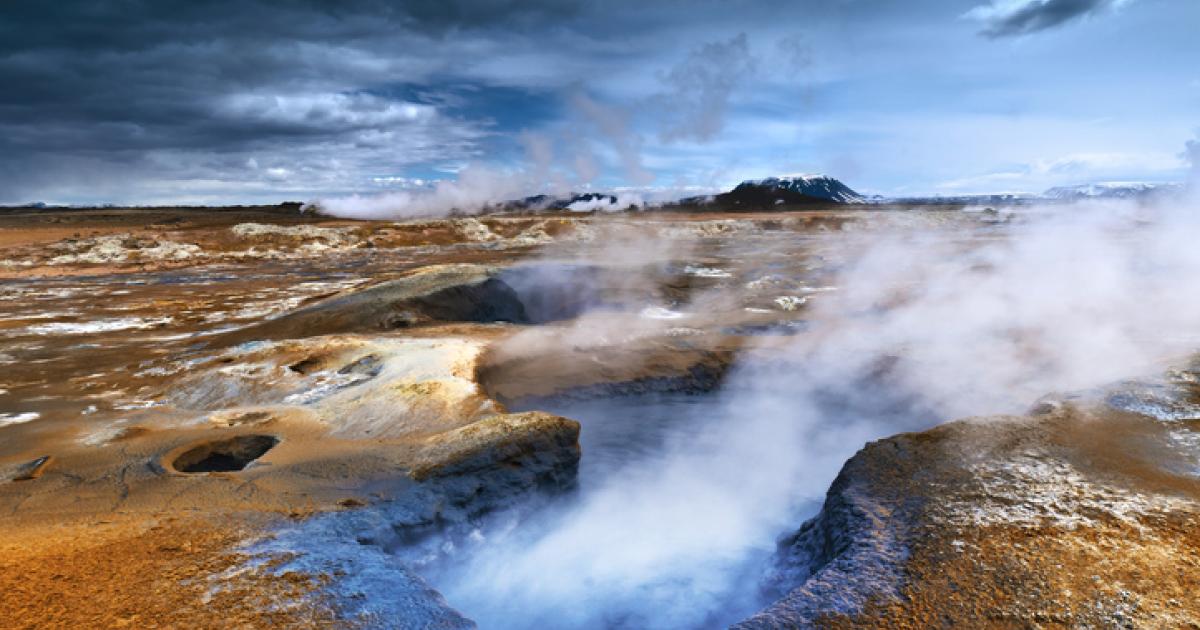 Imagen de archivo de un reservorio geotérmico en Hverir (Islandia).