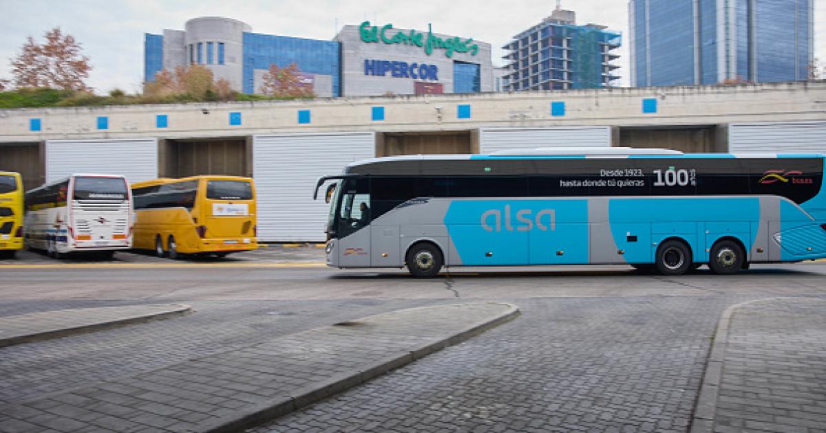 Imagen de archivo de un autobús de la compañía Alsa, en Madrid.