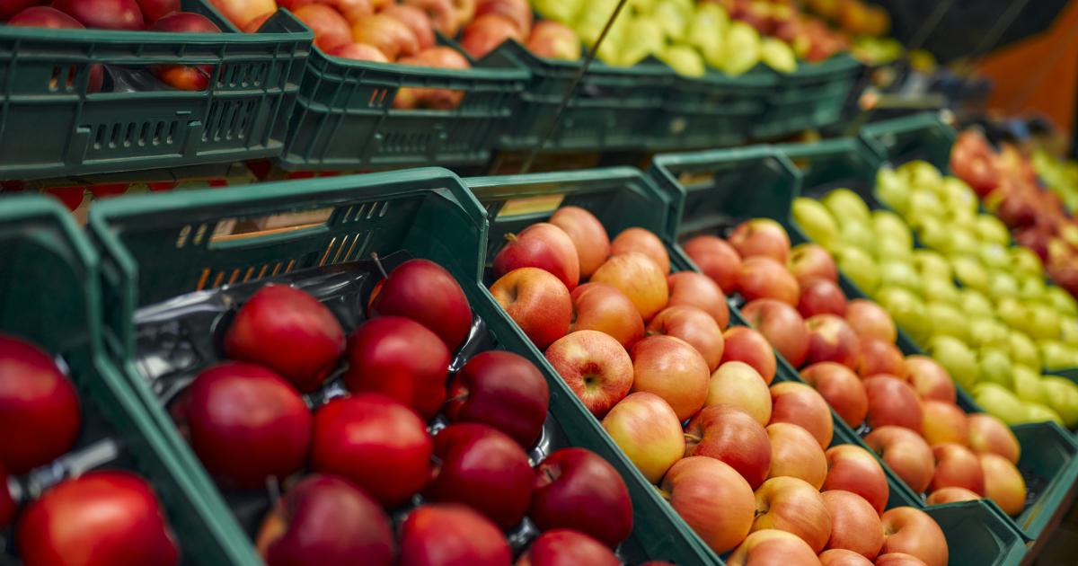 Fruta y verdura en un supermercado, en una imagen de archivo.