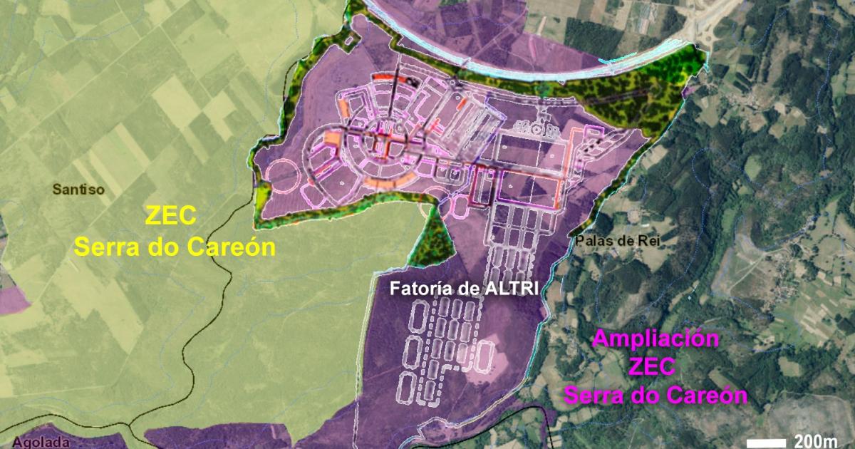 Mapa con la superficie que ocupará la planta de Altri en Palas de Rei (Lugo) y su proximidad a la Zona de Especial Conservación (ZEC) de Serra do Carón.