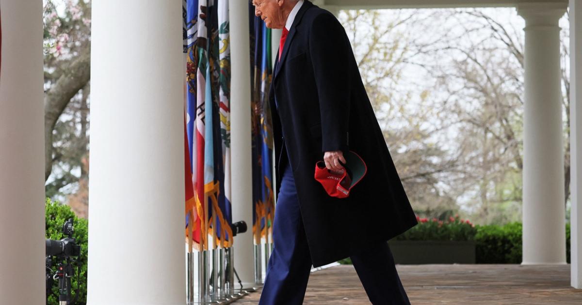 Donald Trump, en la Casa Blanca, antes de anunciar al subida de aranceles.