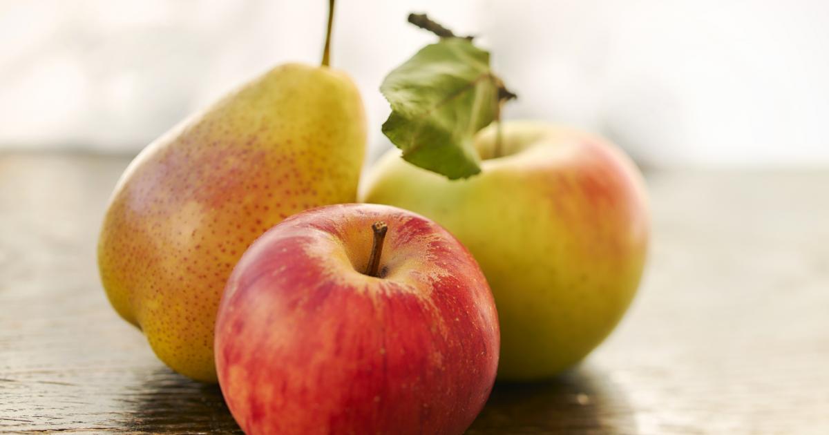 Peras y manzanas.
