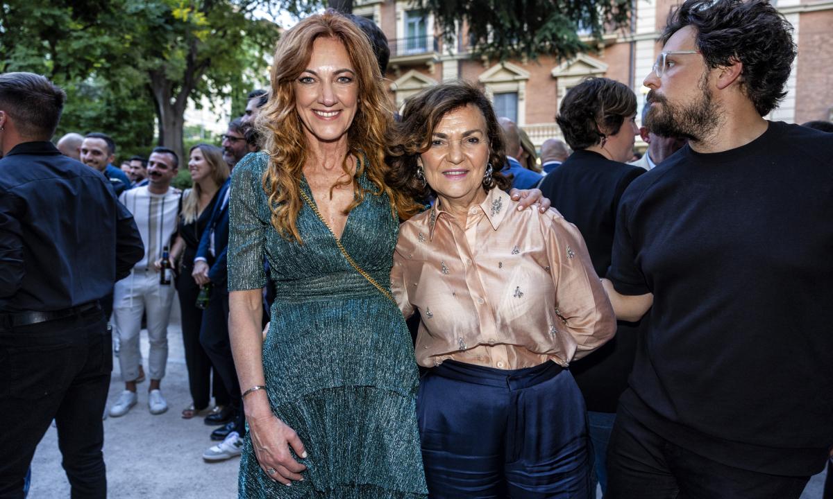 Carmen Calvo, presidente del Consejo de Estado, y Pilar Gil, vicepresidenta de PRISA.