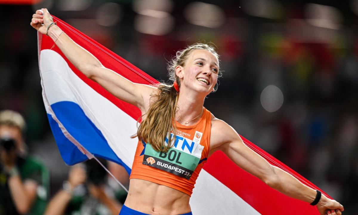 La holandesa Femke Bol, medalla de oro de los 400