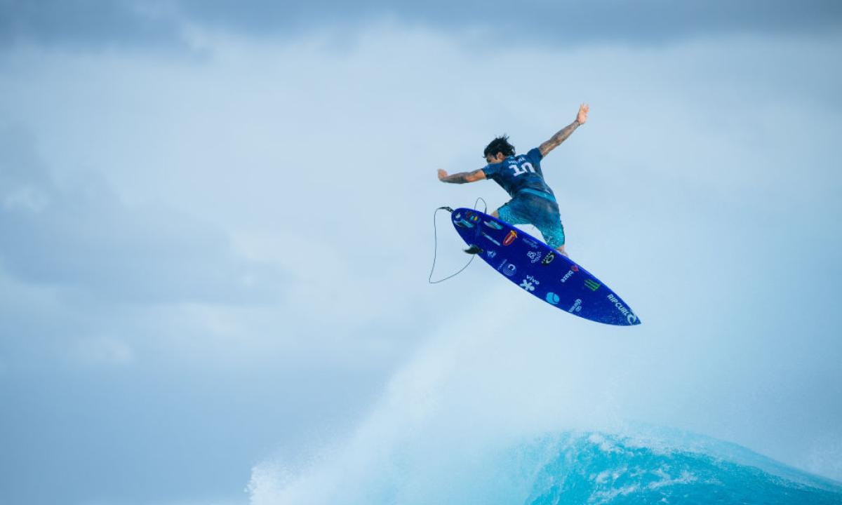 Gabriel Medina fue protagonista de las impactantes fotos que dejó la competición de surf celebrada en la playa de Teahupoʻo de la Polinesia Francesa, a casi 16.000 kilómetros de París.