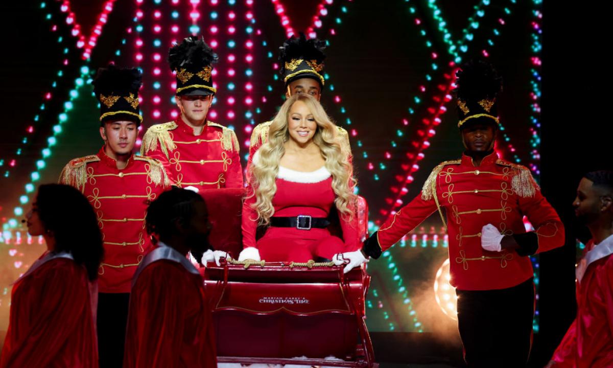 noticiaspuertosantacruz.com.ar - Imagen extraida de: https://www.huffingtonpost.es//life/cultura/el-bar-esta-prohibido-suene-all-i-want-for-christmas-is-you-mariah-carey.html