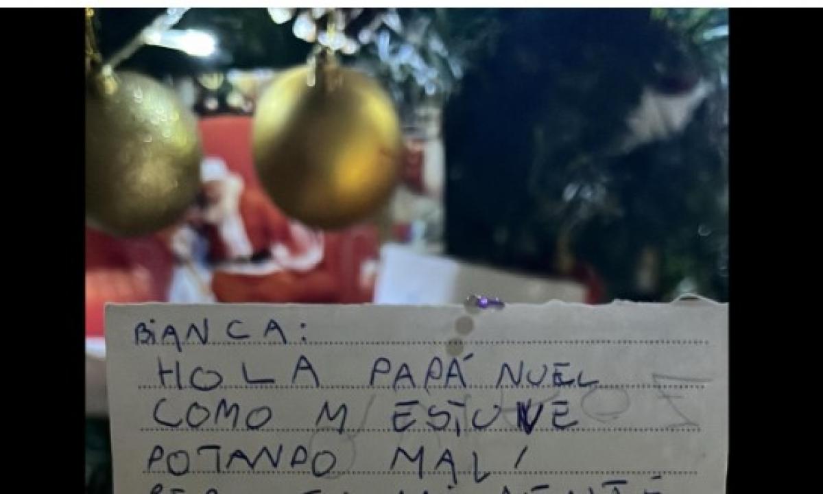 noticiaspuertosantacruz.com.ar - Imagen extraida de: https://www.huffingtonpost.es//virales/la-explicacion-dana-papa-noel-que-portado-mal-ponerle-monumento.html