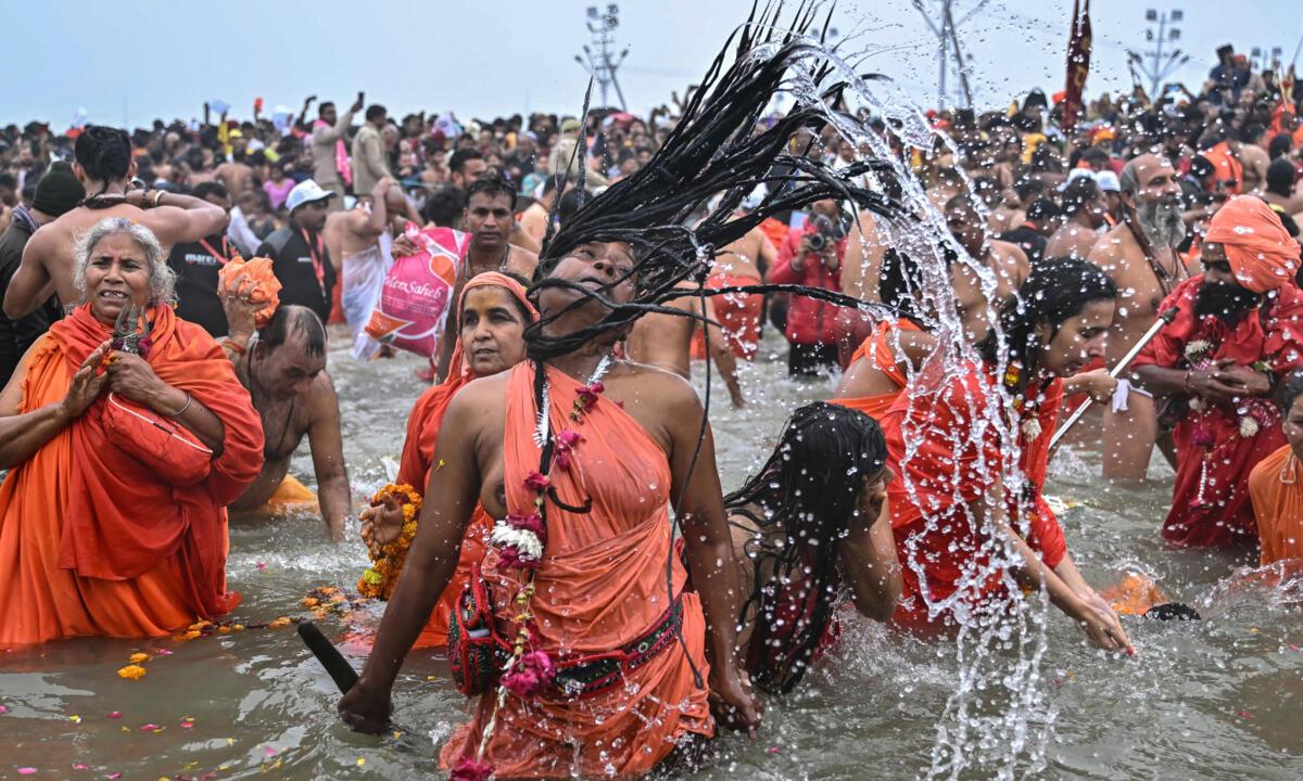 noticiaspuertosantacruz.com.ar - Imagen extraida de: https://www.huffingtonpost.es//sociedad/kumbh-mela-peregrinacion-mas-grande-mundo-hpe1.html