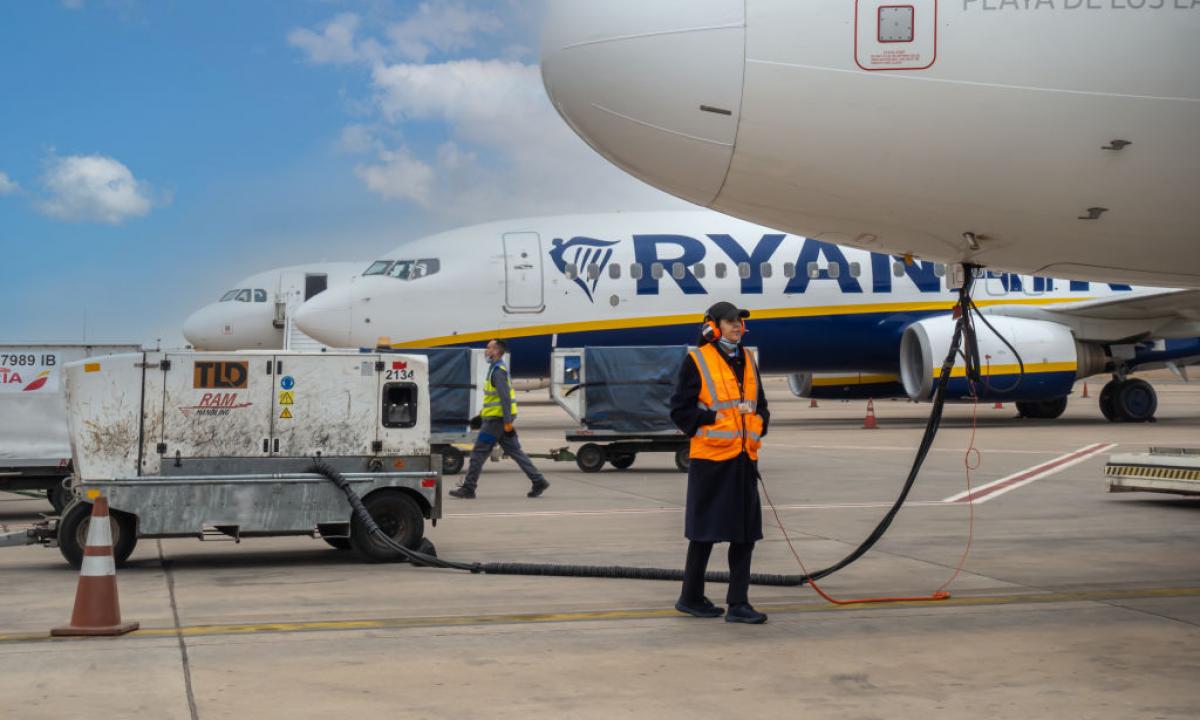 noticiaspuertosantacruz.com.ar - Imagen extraida de: https://www.huffingtonpost.es//sociedad/jaque-mate-ue-aviones-pidan-repostar-aeropuerto-ida.html