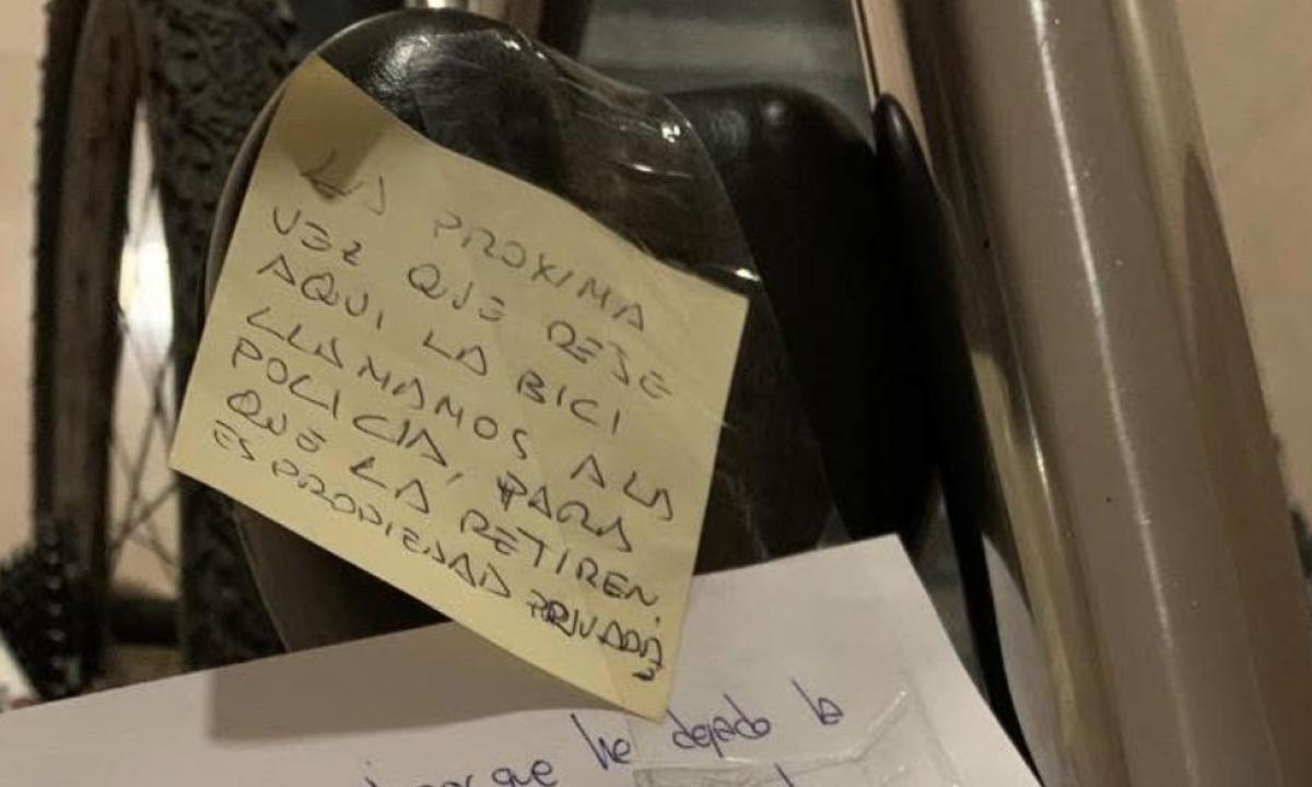 noticiaspuertosantacruz.com.ar - Imagen extraida de: https://www.huffingtonpost.es//virales/un-vecino-le-deja-nota-desmedida-respuesta-digna-princesa-asturias-concordia.html