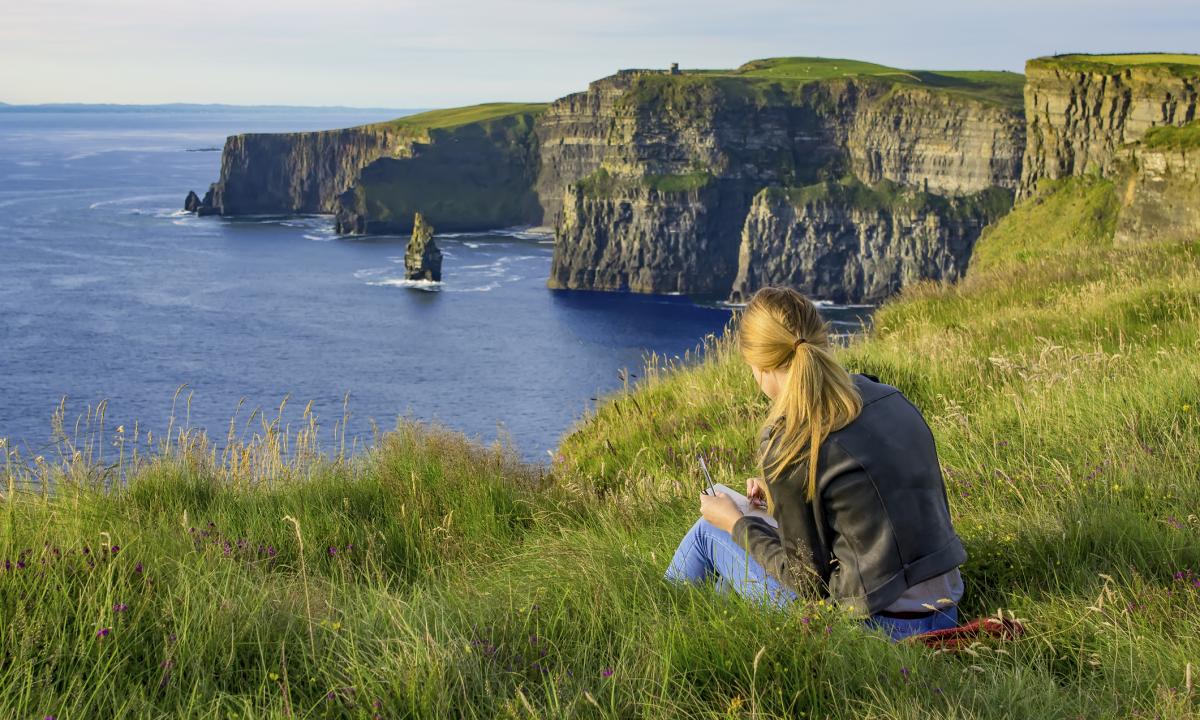 noticiaspuertosantacruz.com.ar - Imagen extraida de: https://www.huffingtonpost.es//life/viajes/esta-espanola-vivir-irlanda-confiesa-desmentir-constantemente-mito-espana.html