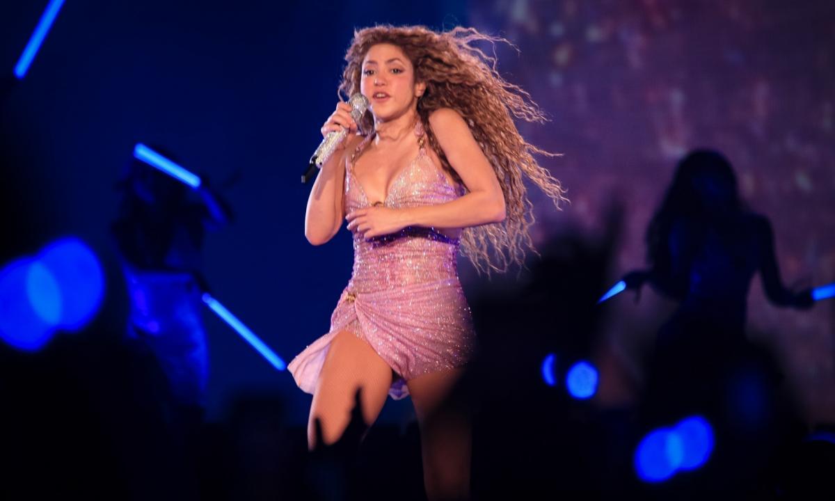 noticiaspuertosantacruz.com.ar - Imagen extraida de: https://www.huffingtonpost.es//life/cultura/shakira-suspende-concierto-hospitalizada-dolor-abdominal.html