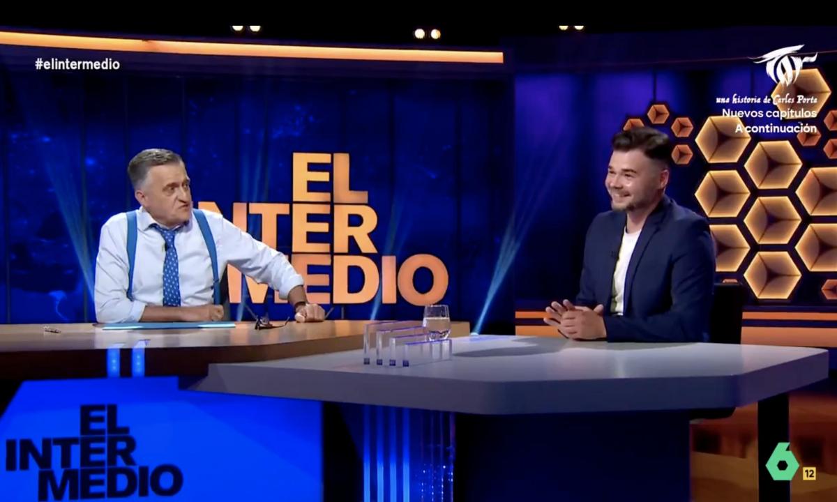 Rufián afirma que 'está de moda ser facha' y la réplica de El Gran Wyoming  deja al político sorprendido