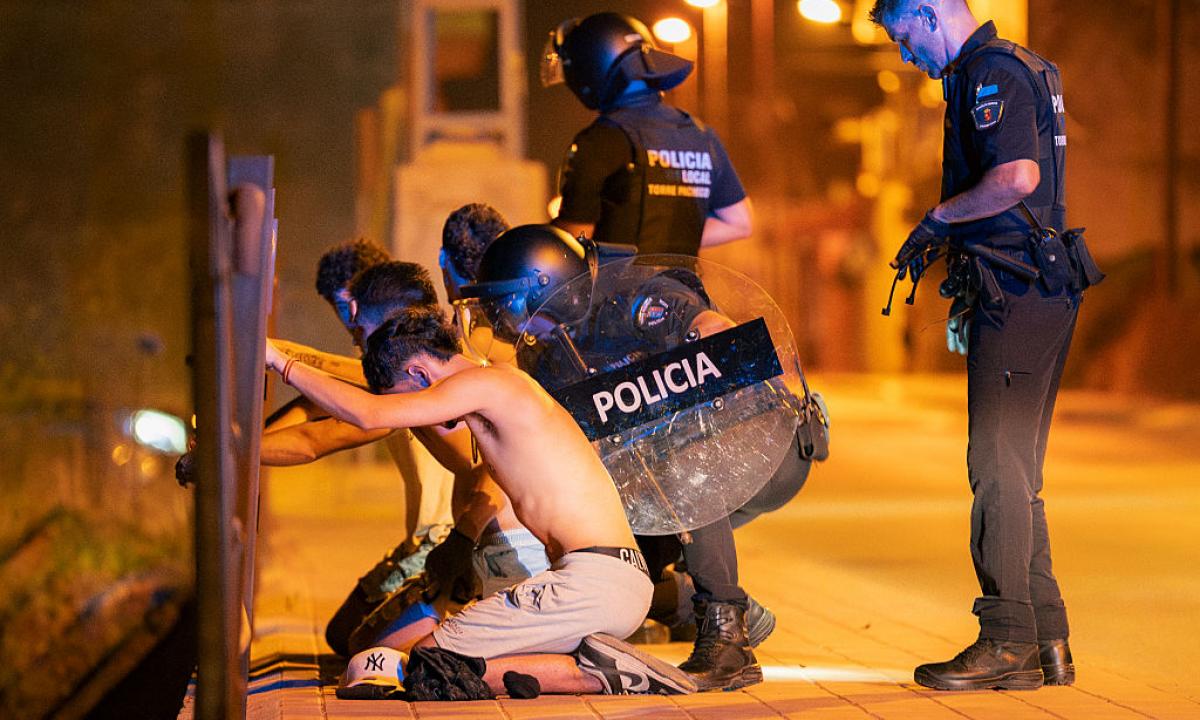 https://img.huffingtonpost.es/files/image_1200_720/uploads/2025/07/16/protestas-en-torre-pacheco-5078.jpeg