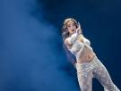 El aplaudido discurso de Lola Índigo por el colectivo LGTBIQ+ en su concierto en Madrid: "Que se acabe ya este odio"