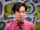 Encerrado por ser gay: la historia de resiliencia del violinista prodigio Aaron Lee