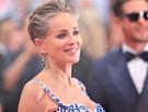 Sharon Stone deslumbra a los 64 años en la alfombra roja de Cannes