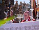 El obispo de Huelva indigna con su discurso político durante el Rocío en plena campaña andaluza